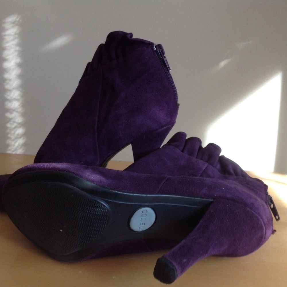 Me Too Purple Suede Ruffle Booties - Picture 3 of 4